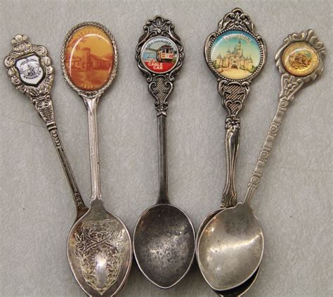 collectible souvenir spoons value.